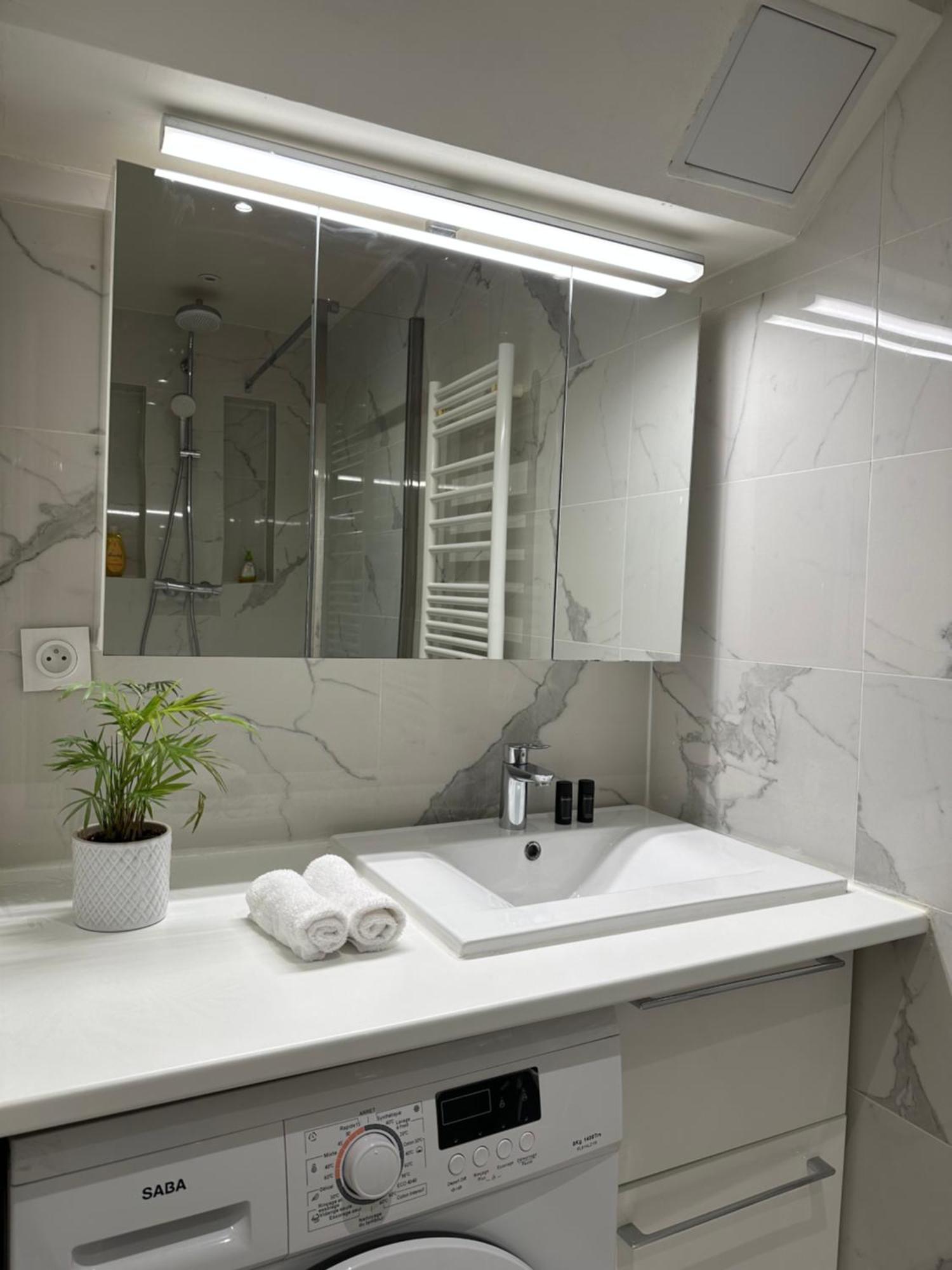 Super Appartement Refait A Neuf Beaucoup De Charme Μπουλόν-Μπιγιανκούρ Εξωτερικό φωτογραφία